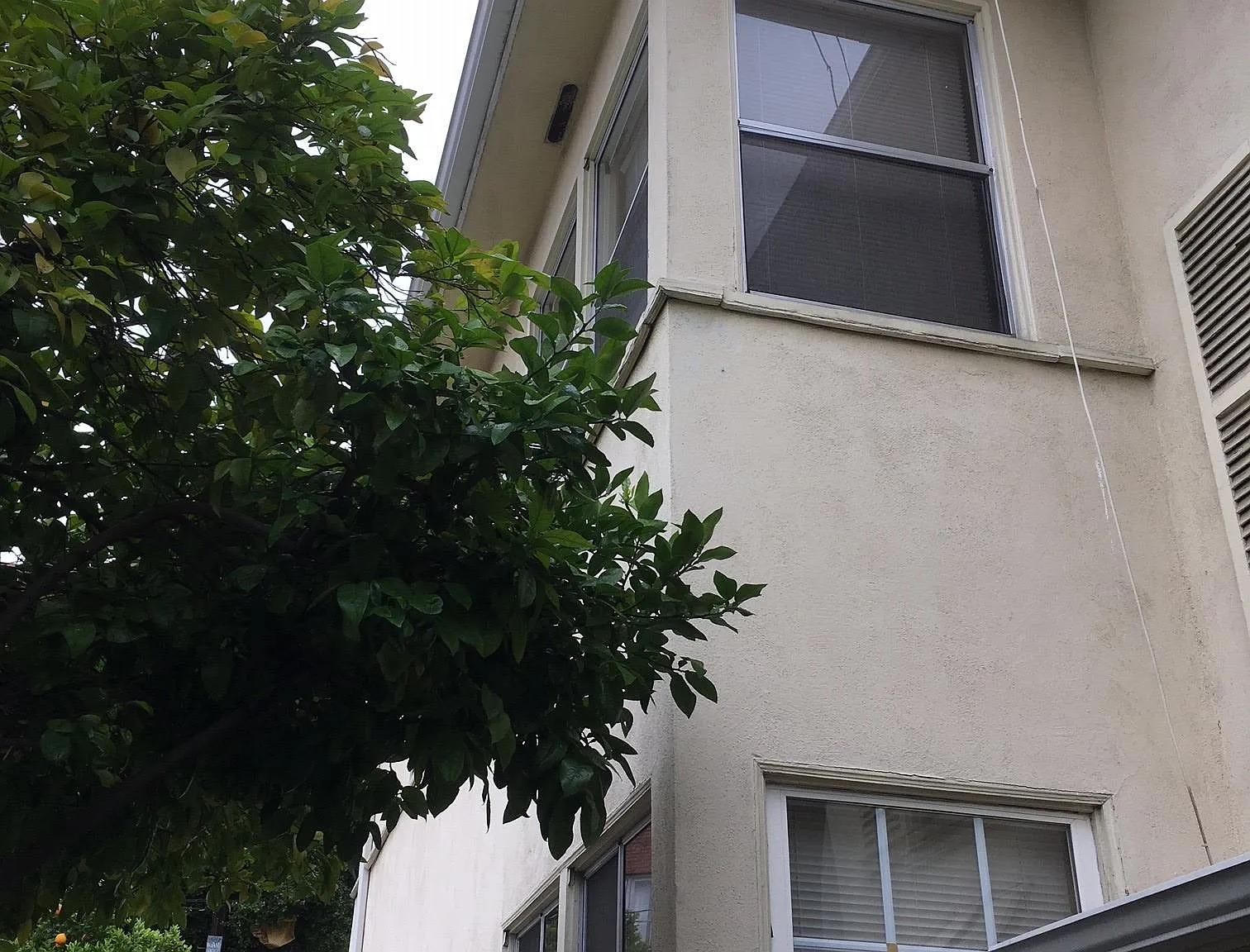 1617 N Mariposa Ave — Photo 1