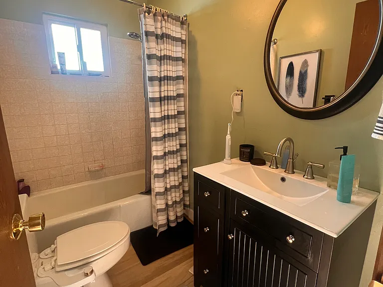 8624 Brook Ave — Photo 5