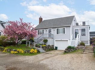 12 14th St, Newbury, MA 01951