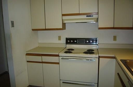 4th image of 20 Nahant Pl Unit 209