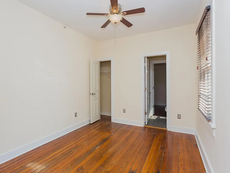 20 W Marshall St #2 — Photo 24