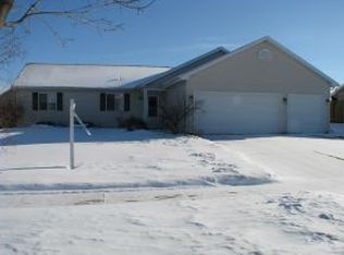 531 Mary Lee Dr, Fond Du Lac, WI 54935