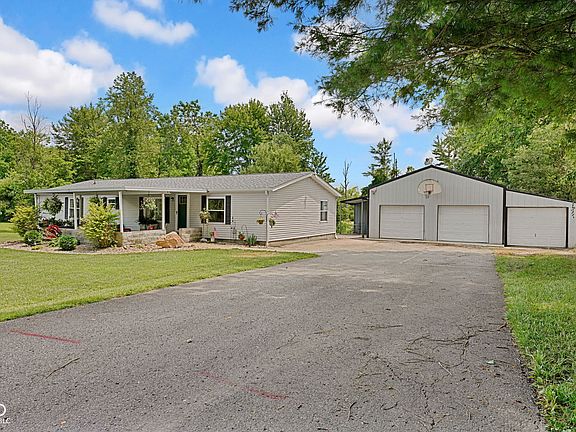 4th image of 10418 E County Road 250 N