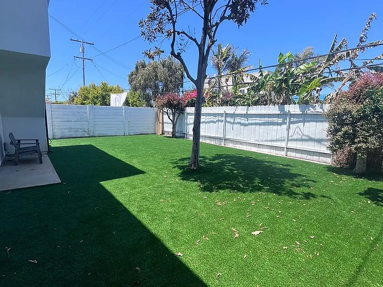 202-204 Calla Ave — Photo 34