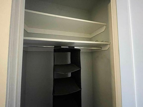 5th image of 162 Woodruff Ave APT 3B