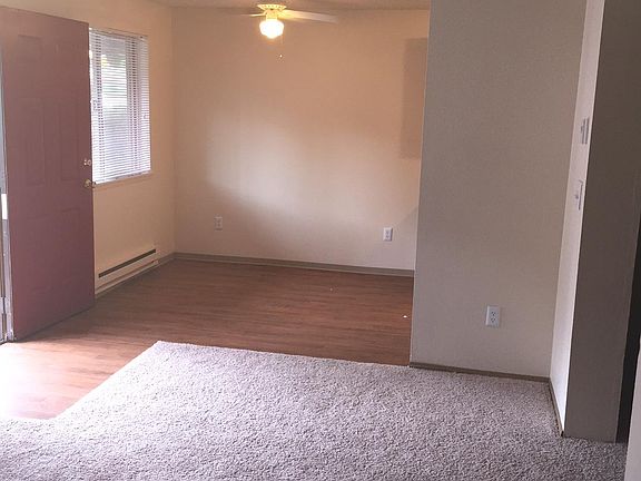 3rd image of 12115 122nd St E APT 26