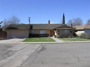 605 Hofman Dr, Shafter, CA 93263