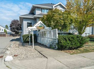 19953 55a Ave #214, Langley, BC V3A3X4