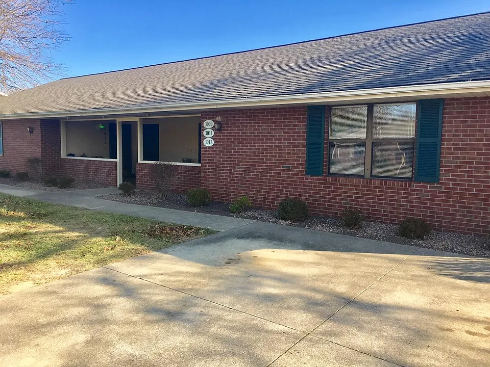 3025 Anthony Ct