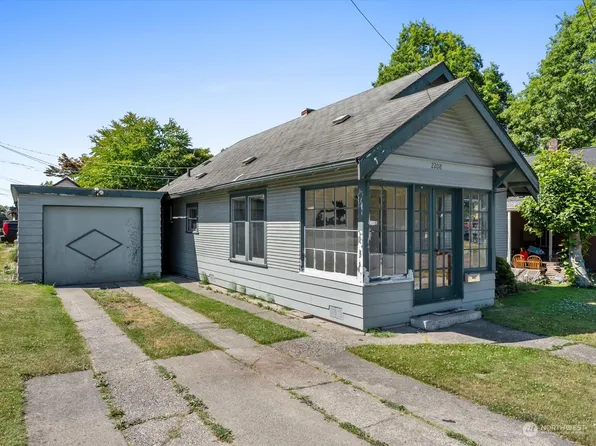 2208 22nd Street, Everett, WA 98201