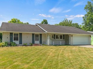 1021 Olympia Dr, Fort Wayne, IN 46819