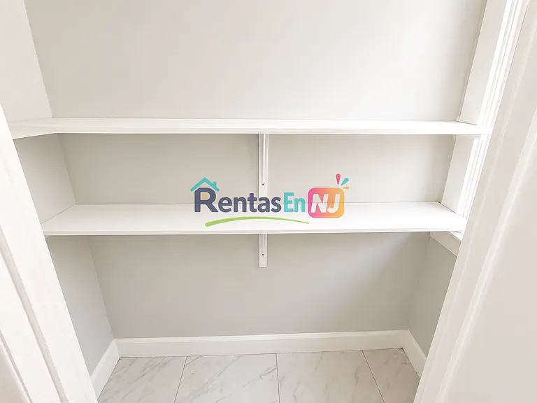 20 Ellis Ave #5B — Photo 5