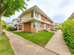 9038 Niles Center Rd #A, Skokie, IL 60076