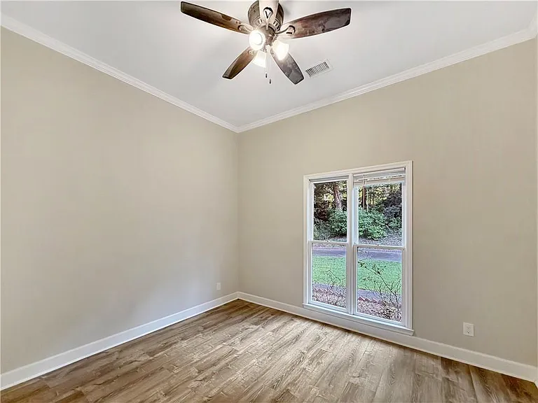 2320 Copper Trail Ln — Photo 32