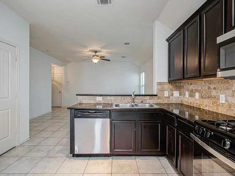 13822 Roman Ridge Ln — Photo 15