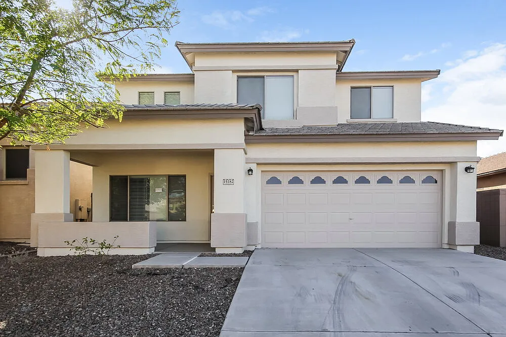 4 bed, 2.5 bath, 2114 sqft, $2,260 — Photo 1