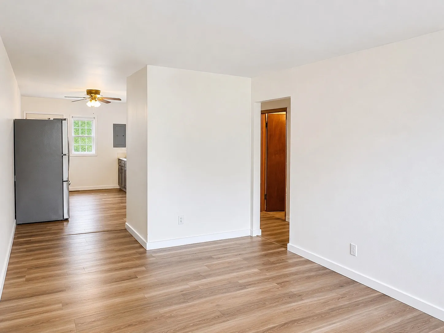 2 bed, 800 sqft, $950 — Photo 4