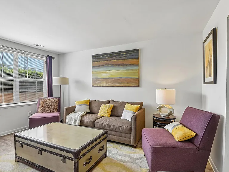 Dunfield Townhomes — Photo 30