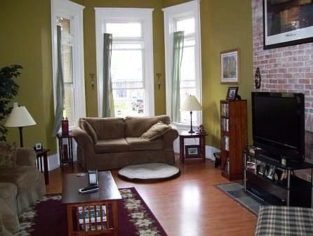 2nd image of 184 Hodge Ave #1