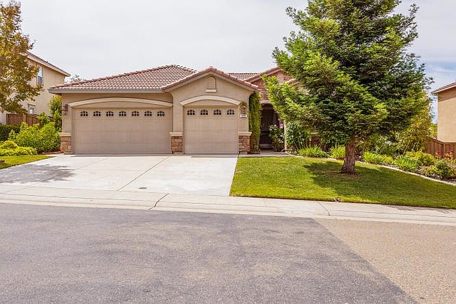 1st image of 2221 Appaloosa Ct