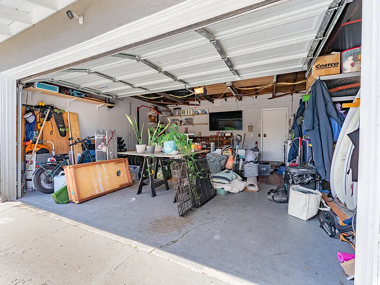 530 Kirtright St — Photo 35