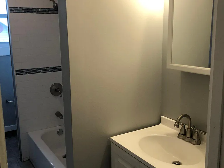 427 Branch St #2 — Photo 6