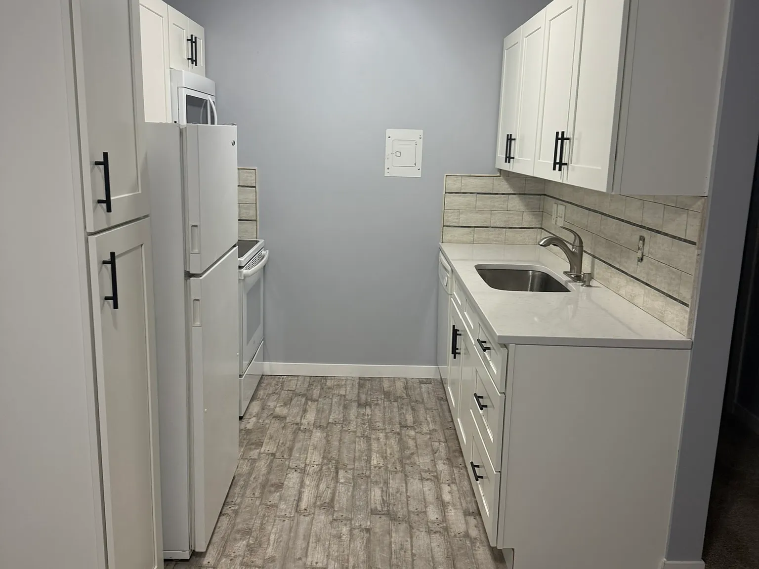 2801 Flag Ave N — Photo 2