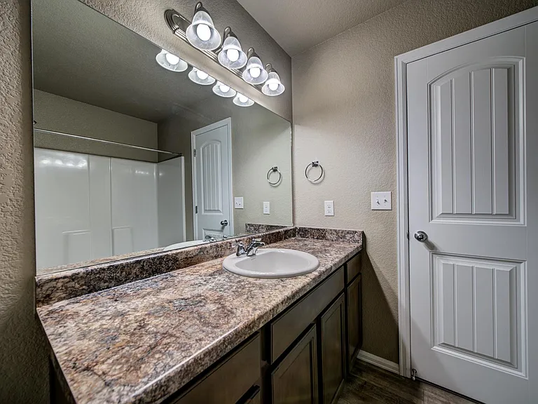 7685 Forest Meadows Ave — Photo 22