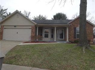 1606 Cobblestone Creek Ct, Florissant, MO 63031
