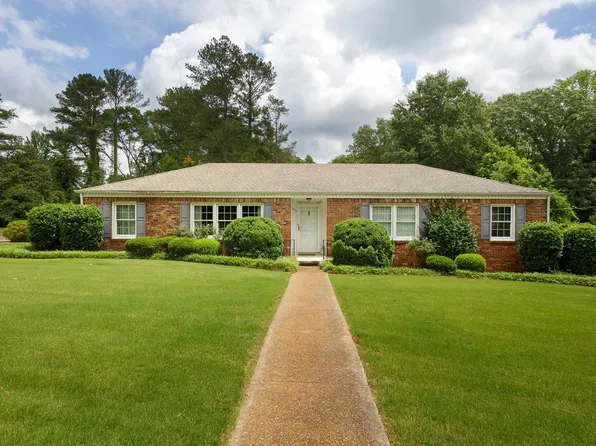 213 Meadow Hill Rd, Sheffield, AL 35660
