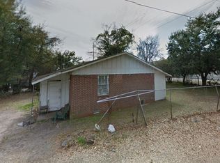 4526 Piggly Wiggly Dr, North Charleston, SC 29405