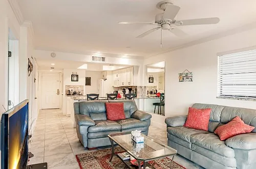 600 Neapolitan Way #454 Photo 1