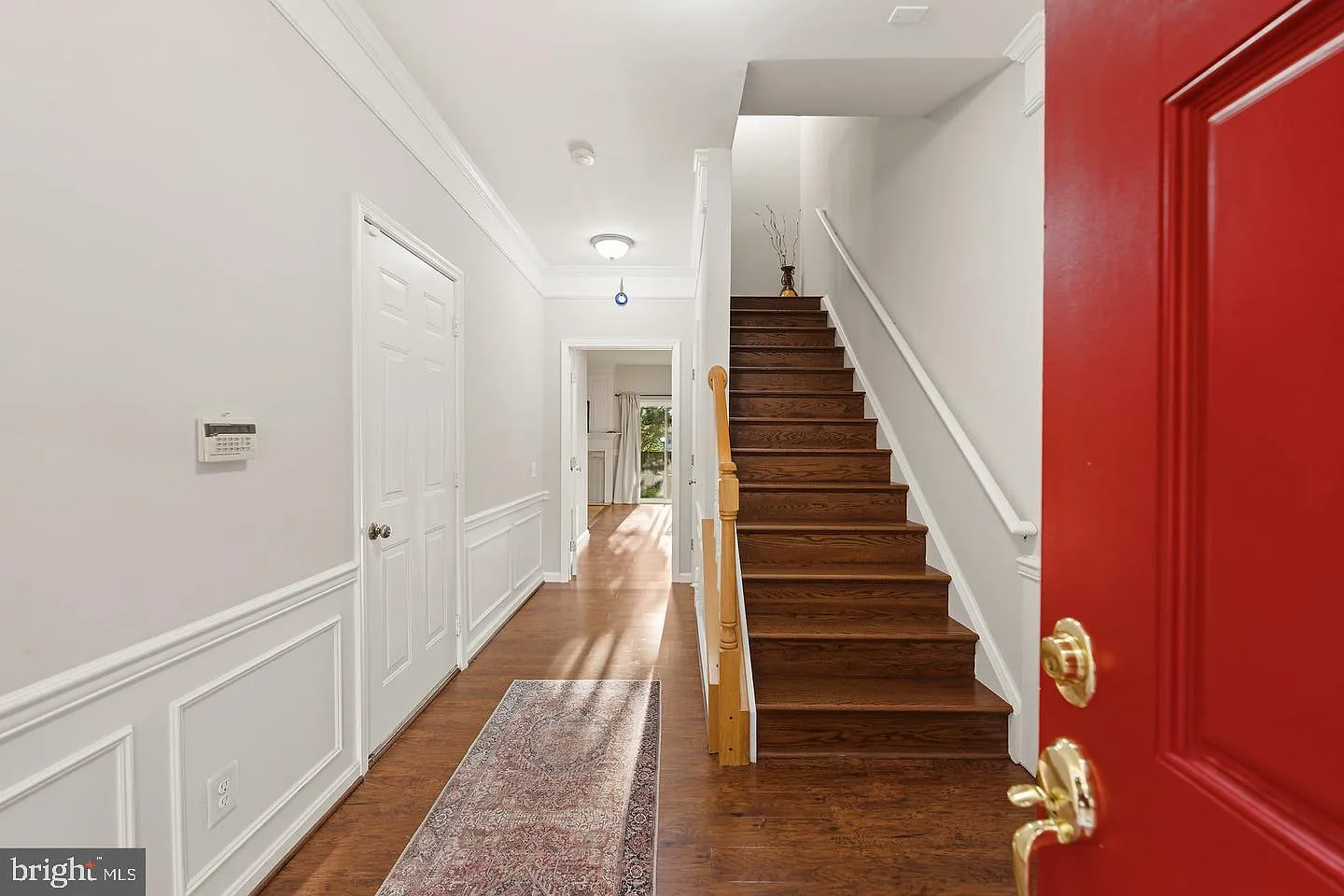 3 bed, 4.0 bath, 1454 sqft, $3,200 — Photo 4