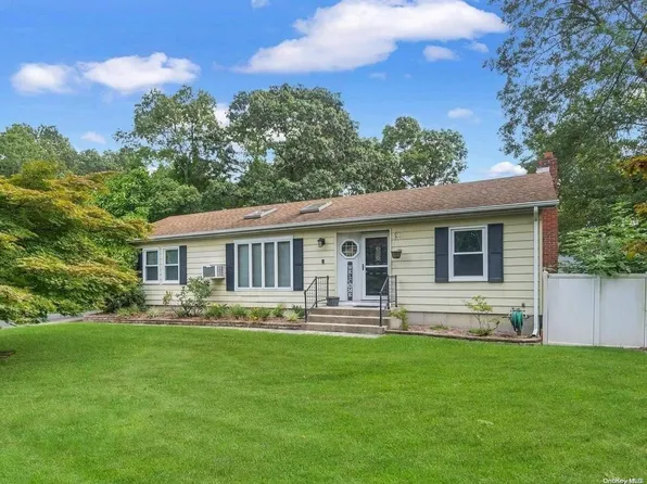 63 Buckley Road, Patchogue, NY 11772