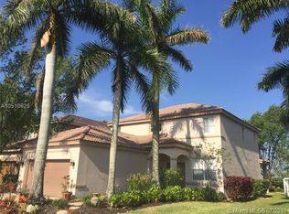 1832 Aspen Ln, Weston, FL 33327