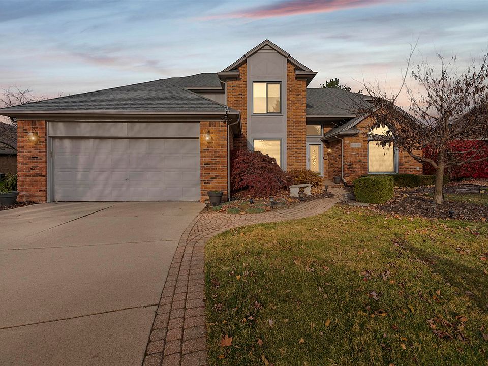 1st image of 14963 Park View Ct