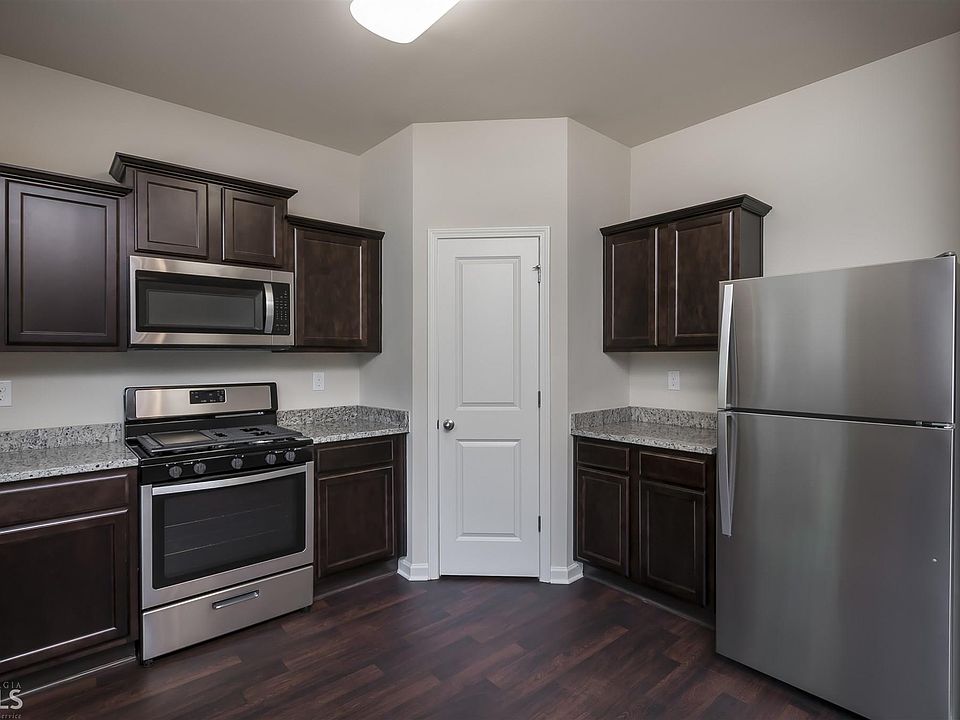 2nd image of 651 Independence Ave #159