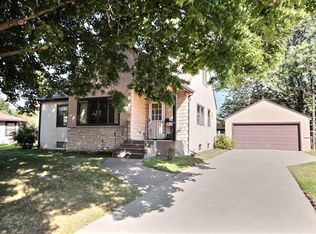 2221 Sisson Dr, La Crosse, WI 54601