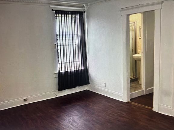 4th image of 41 Marion Ave Floor 2