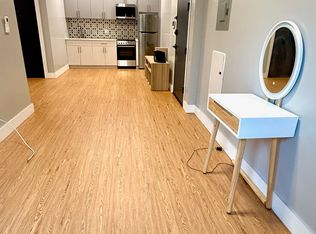 156 Erasmus St APT 1B, Brooklyn, NY 11226