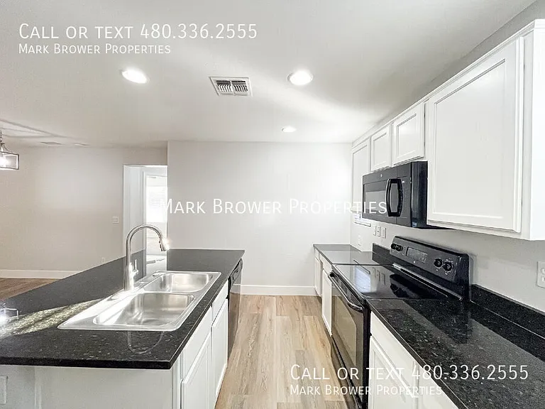 971 W Desert Sky Dr — Photo 8
