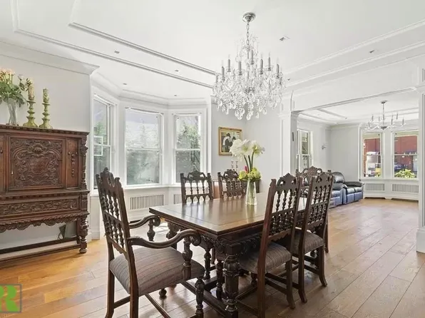 669 East 2nd Street image 5 of 44