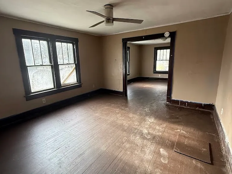 2132 N Church St — Photo 8