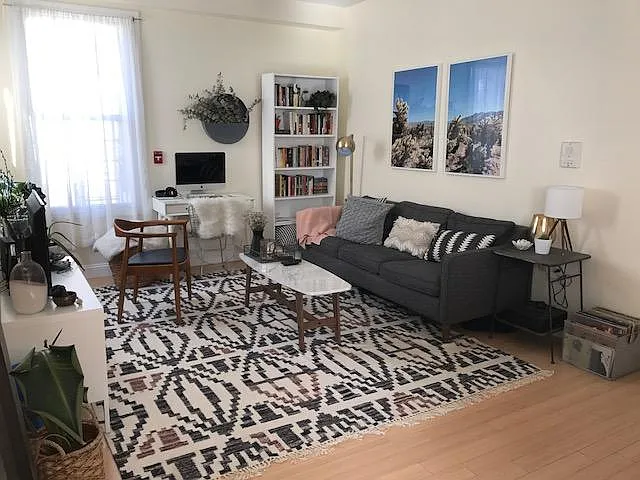 202 Monroe St #5 — Photo 1