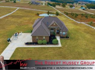 122 Standing Oak Dr, New Market, AL 35761
