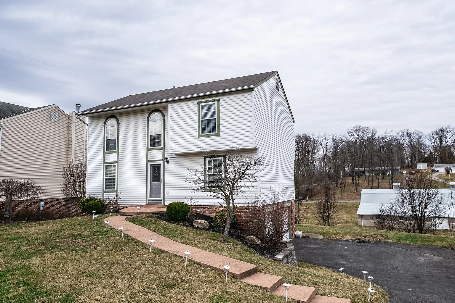 126 Markwood Dr photo 1