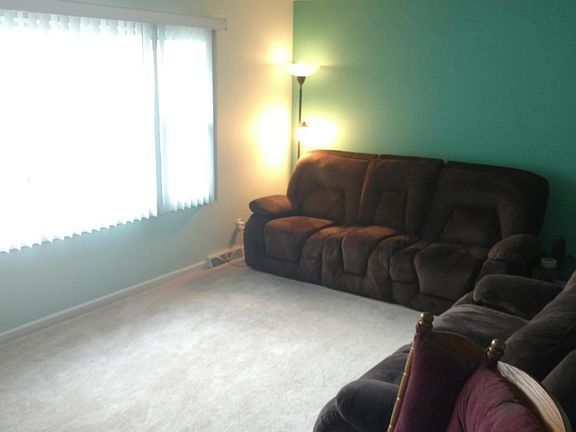 2nd image of 851 Shirley Blvd