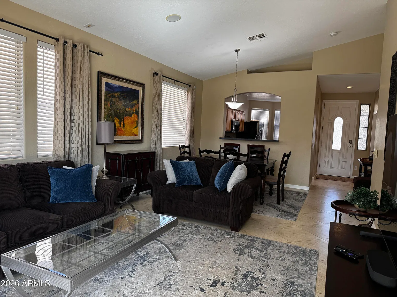 3 bed, 2.0 bath, 1359 sqft, $2,500 — Photo 2