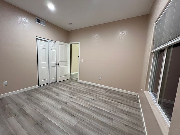 5th image of 8826 Hammond Dr