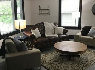 1390 W Wood St, Decatur, IL 62522